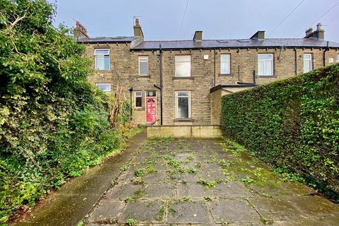 62 Adelphi Road, Huddersfield, HD3 4BB