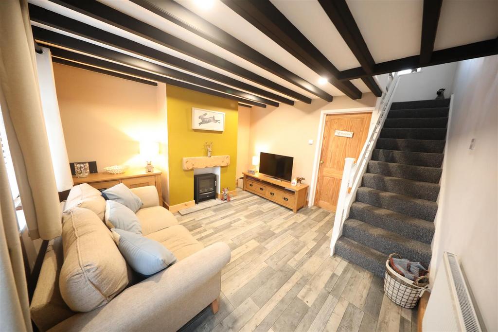 Kirk Road, Preston, Hull 1 bed terraced house for sale £120,000