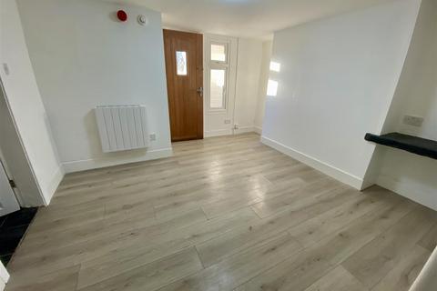 1 bedroom flat to rent, 80 - 82 Barton Road, Stretford, Manchester