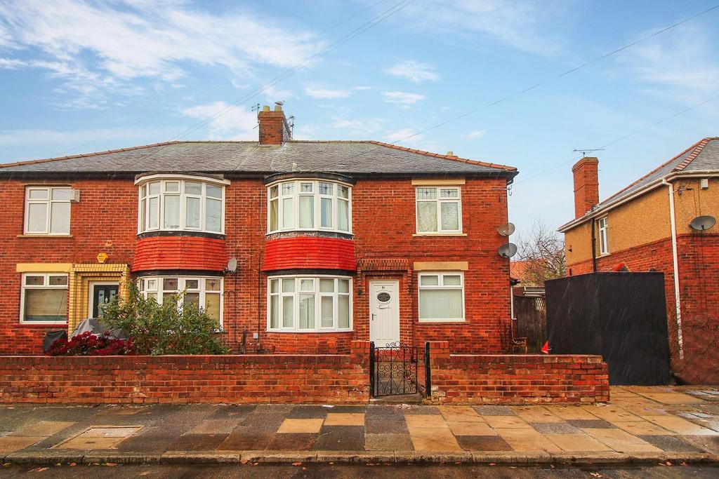 Closefield Grove, Monkseaton 2 bed flat for sale £145,000