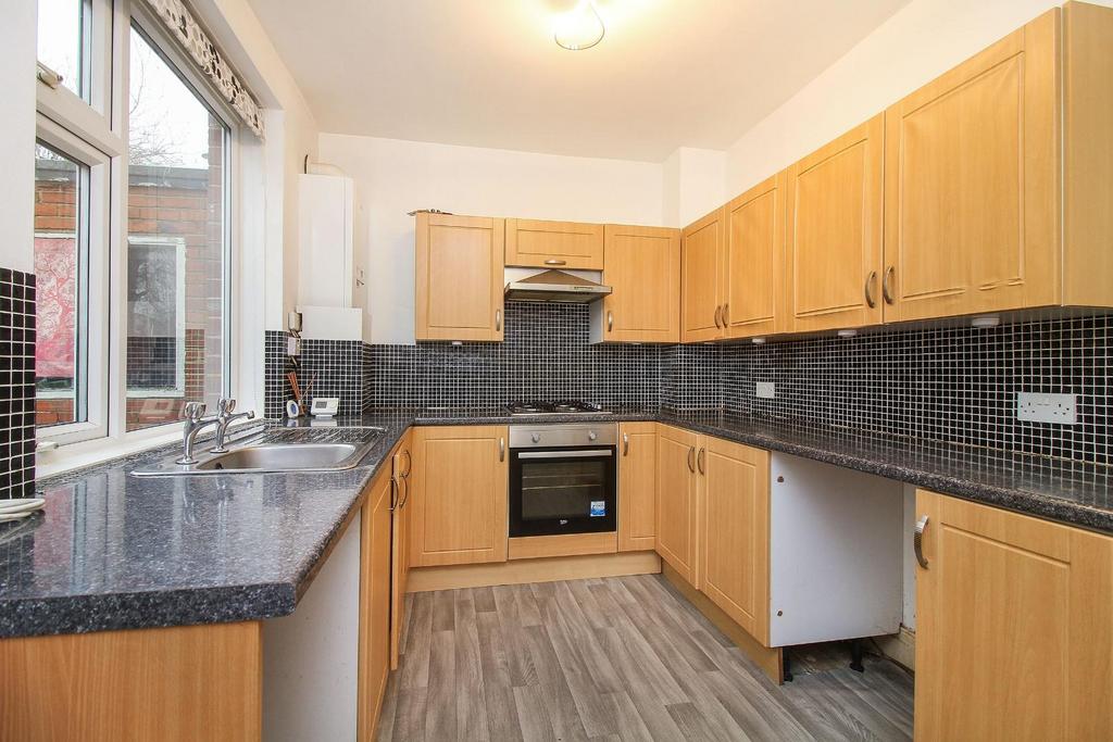 Closefield Grove, Monkseaton 2 bed flat for sale £145,000