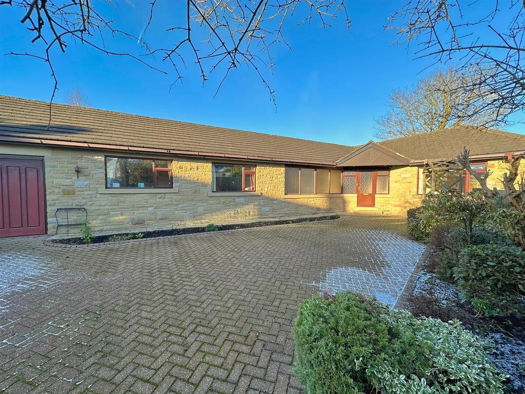 Fox Street, Clitheroe, Ribble Valley 3 bed detached bungalow for sale £450,000