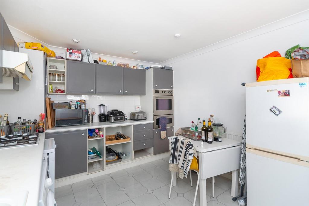 KLAWLAIREPMI04 - Basement Kitchen A.jpg