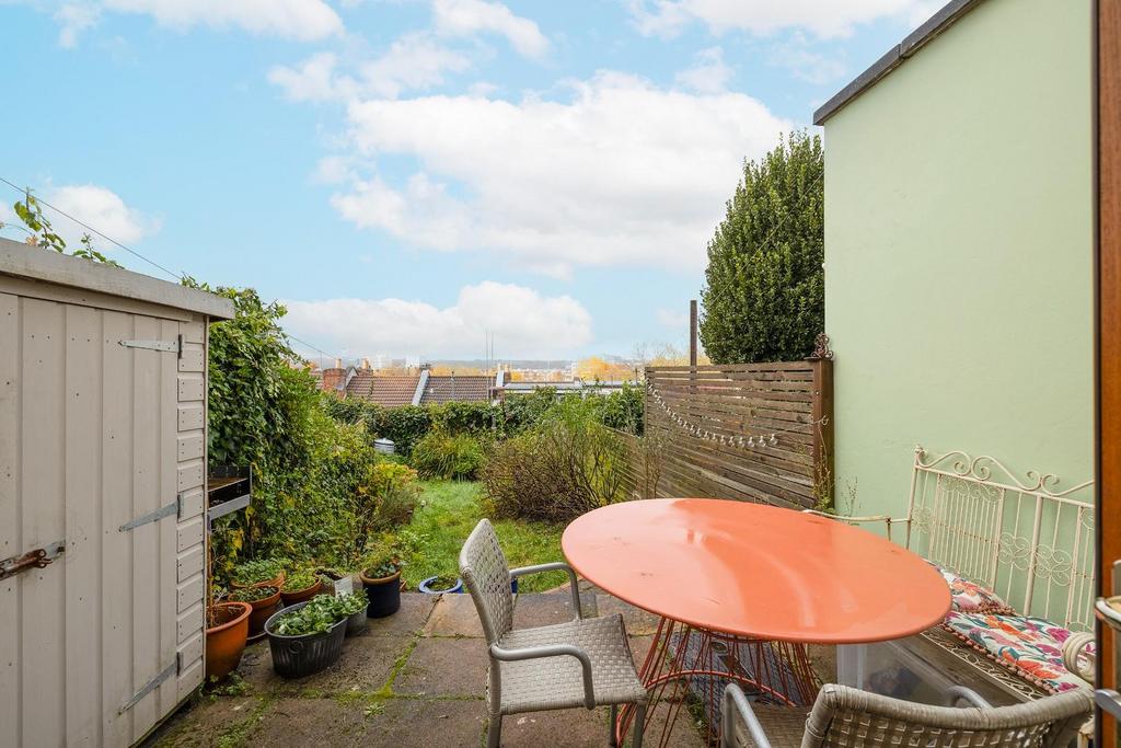 6, Mendip Road-13.jpg