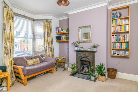 6 Mendip Road, Bristol, BS3 4NY