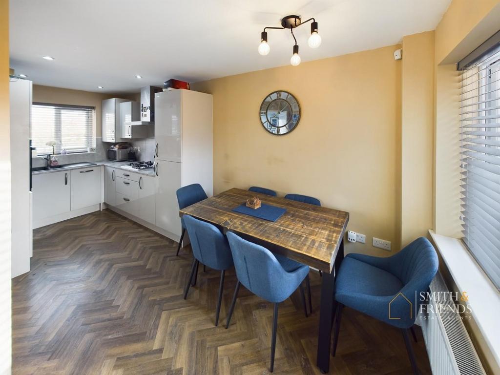 Kitchen diner