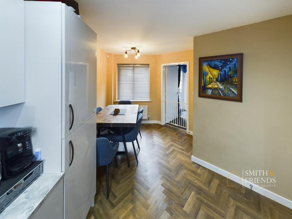 Kitchen diner