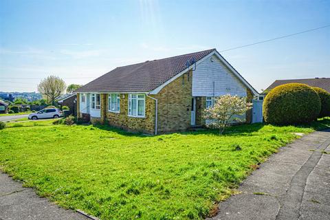 2 Barham Close, Hastings, TN34 2PA