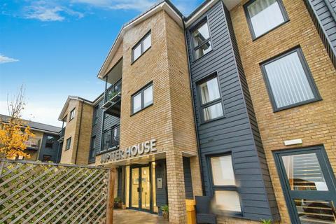 2 bedroom house for sale - Jupiter House, Hindhead Knoll, Walnut Tree, Milton Keynes