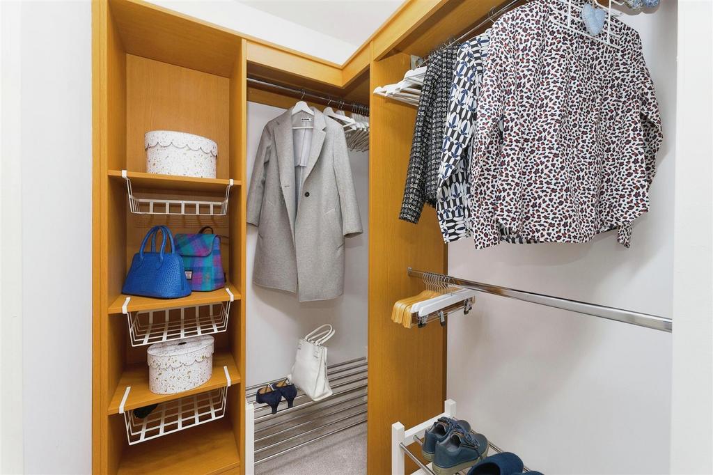 Wardrobe 2-17 MG.jpg