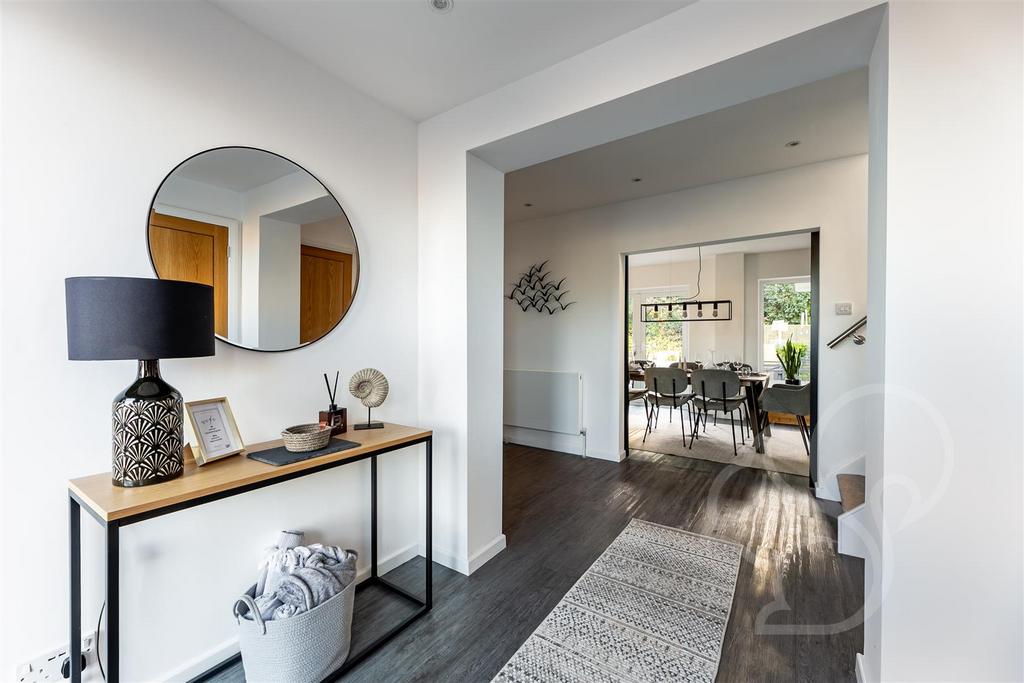 Blackwater Drive, Colchester CO5 4 bed detached house for sale £800,000