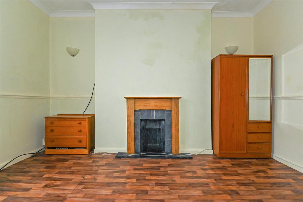 Sitting/Dining Room