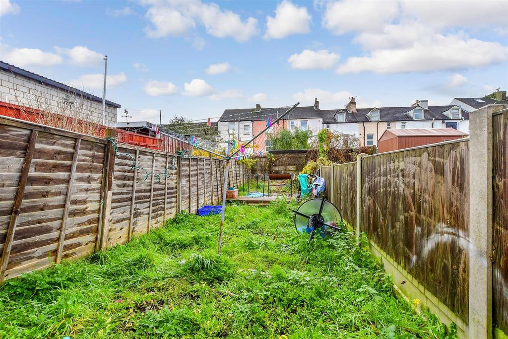 Primrose Road, Dover, Kent 2 bed terraced house for sale £160,000