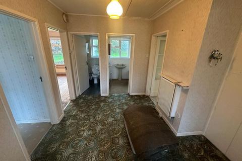 2 bedroom detached bungalow for sale - 77 Newlands Road, Exeter, EX10