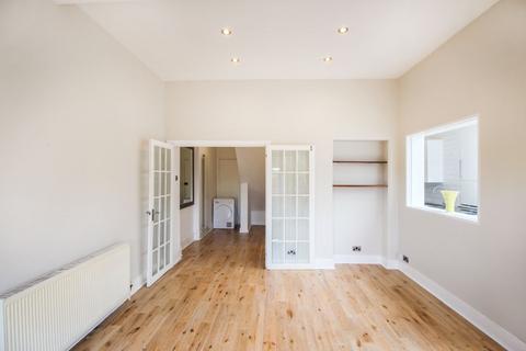 2 bedroom flat to rent, Park Road, Barnet, EN5