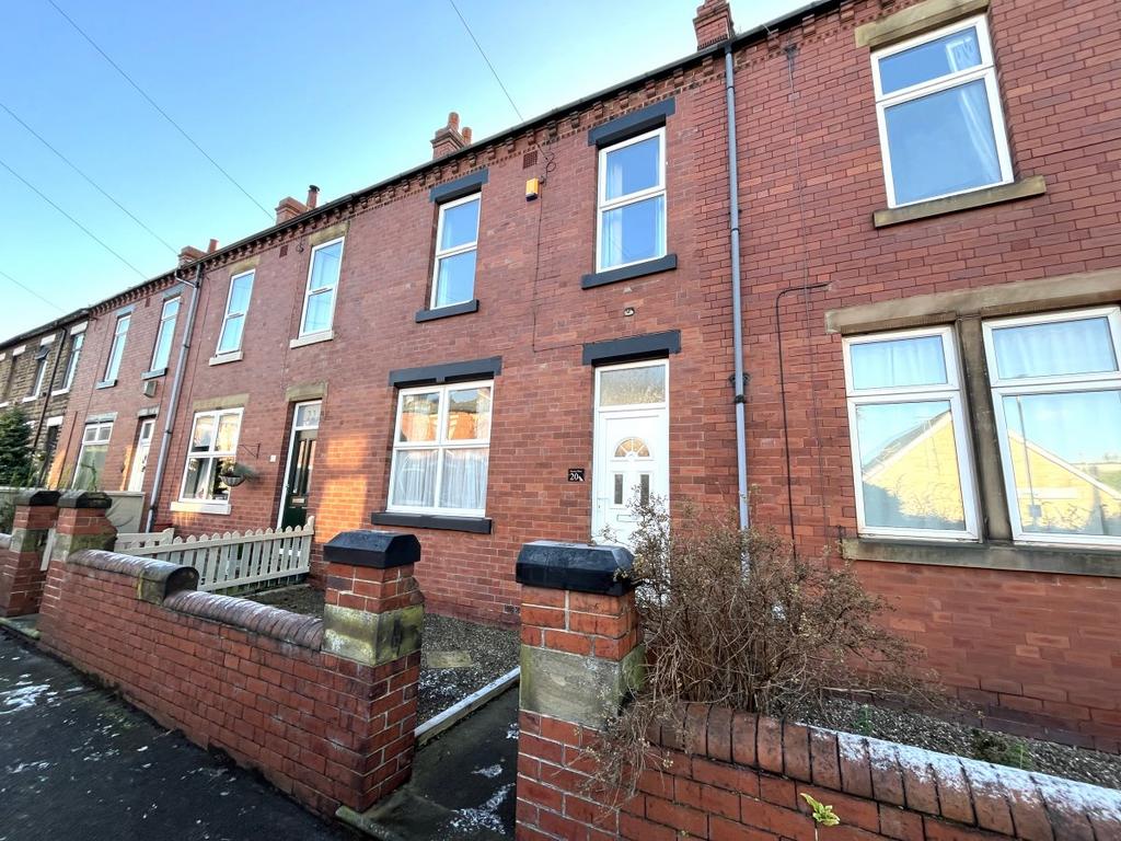 Buxton Place, Wakefield 3 bed house £995 pcm (£230 pw)
