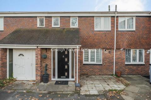 3 Ambleside, Bromley, BR1 4DN