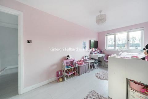 3 Ambleside, Bromley, BR1 4DN