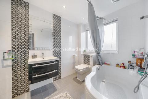 3 Ambleside, Bromley, BR1 4DN