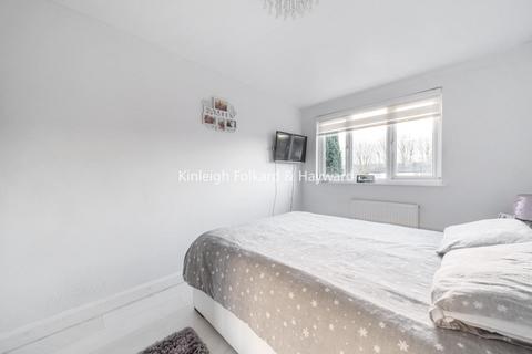 3 Ambleside, Bromley, BR1 4DN