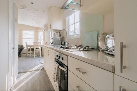 2 bedroom detached house for sale - Ashford, High Halden TN26
