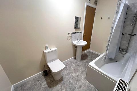 2 bedroom flat to rent, Flat , - Norfolk Road, Cliftonville, Margate