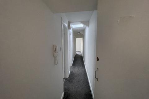 1 bedroom apartment to rent, Mooragh Promenade, Ramsey, IM8 3AQ