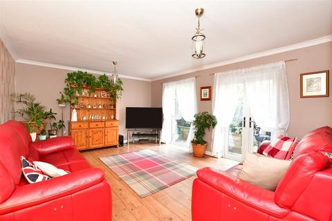 33 Kingsley Road, Loughton, IG10 3TU