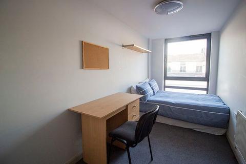 6 bedroom maisonette to rent, 160 Mansfield Road, Nottingham, NG1 3HW