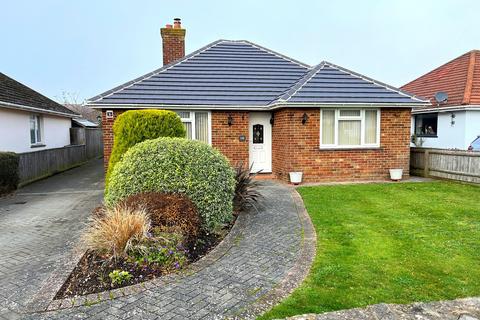 118 Barton Drive, Barton On Sea, New Milton, BH25 7JL