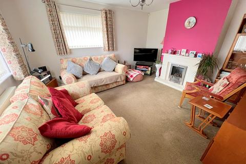118 Barton Drive, Barton On Sea, New Milton, BH25 7JL