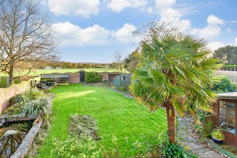 20 Longtye Drive, Chestfield, Whitstable, CT5 3NG