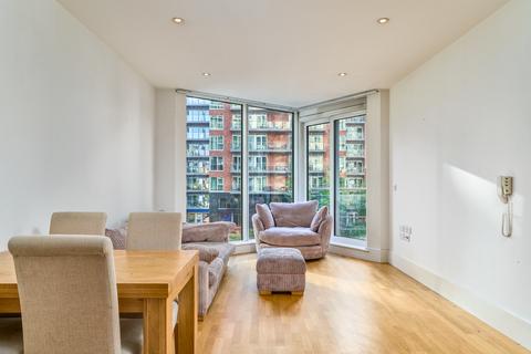 2 bedroom apartment for sale, Baltimore House, Battersea Reach