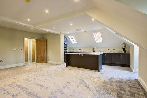 2 bedroom apartment for sale - Penthouse, Walnut Tree House, South Parade, Northallerton