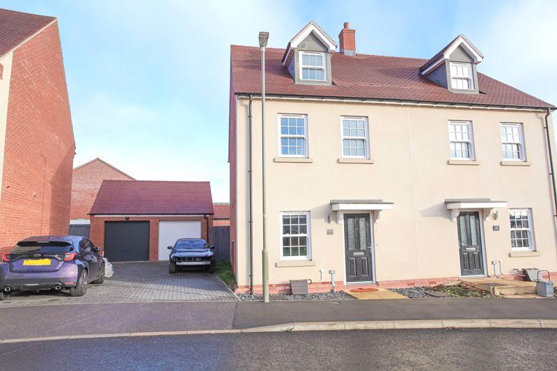 Bourton Road, Banbury 4 bed house for sale £360,000