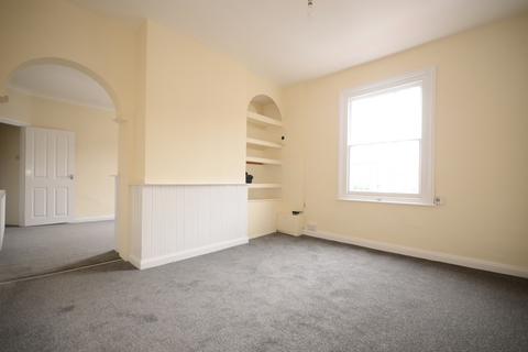 2 bedroom apartment to rent - Station Road Horsham RH13