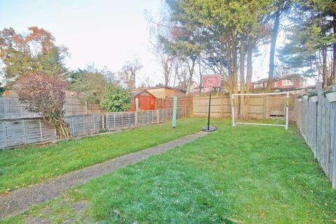 20 Ravenor Park Road, Greenford, UB6 9QX