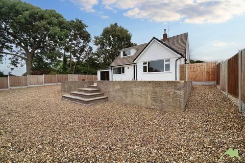 3 bedroom bungalow to rent, Lancaster New Road, Cabus