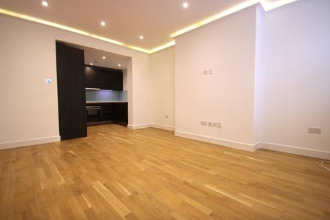 1 bedroom flat to rent, Fitzjohns Avenue, Hampstead, London, NW3