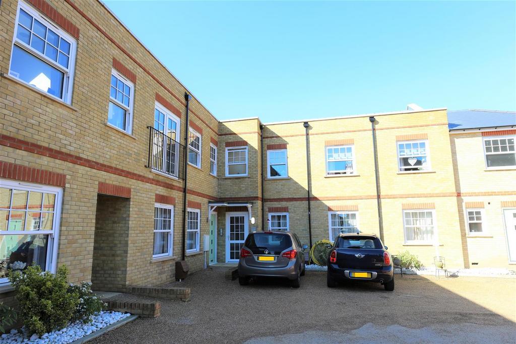 Viscount Mews, Chislehurst, BR7 5FD 1 bed apartment £1,450 pcm (£335 pw)