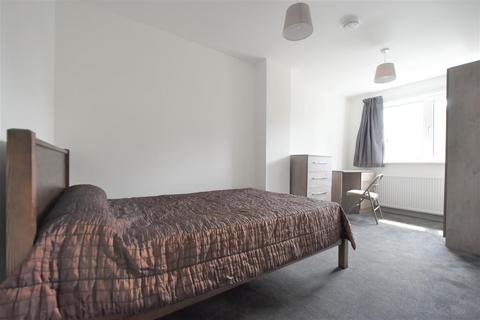 5 bedroom terraced house to rent - Frederick Road, Selly Oak, Birmingham B29