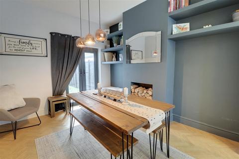 7 Brookfield Road, Hucclecote, Gloucester, GL3 3HA