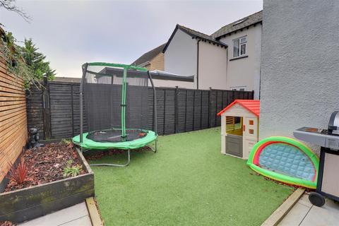 7 Brookfield Road, Hucclecote, Gloucester, GL3 3HA