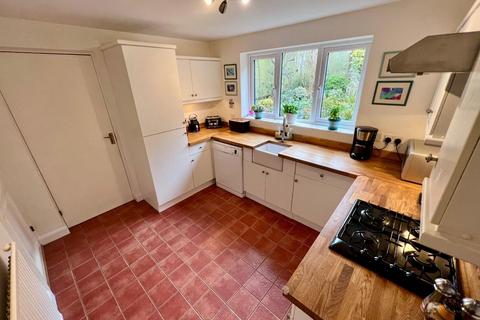4 bedroom detached house for sale, Lambsdowne, Dursley