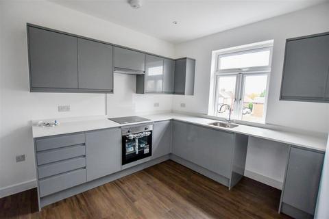 2 bedroom maisonette for sale, High Street, London Colney, St. Albans