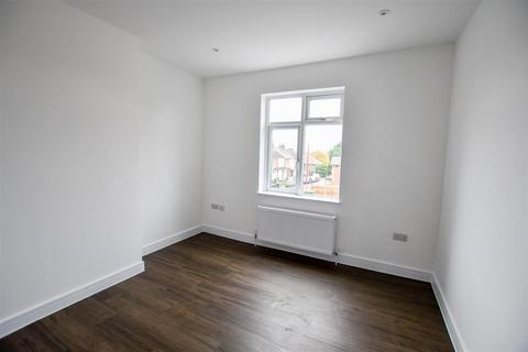 2 bedroom maisonette for sale, High Street, London Colney, St. Albans