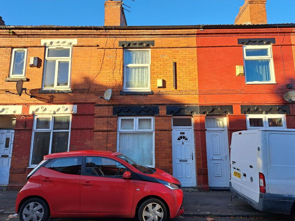 Hemmons Road, Longsight, Manchester, M12 2 bed terraced house for sale