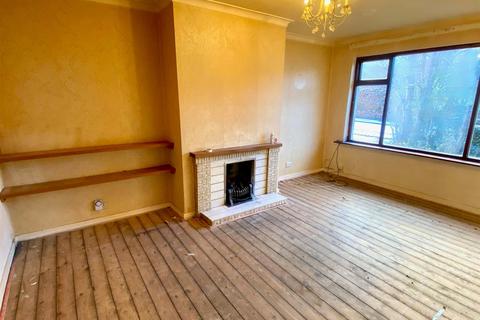 3 bedroom semi-detached house for sale, Gregory Springs Mount, Mirfield