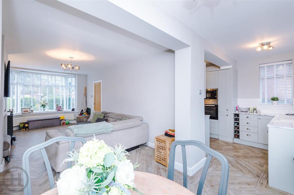 Church Road, Astley, Tyldesley 3 bed semidetached house for sale £