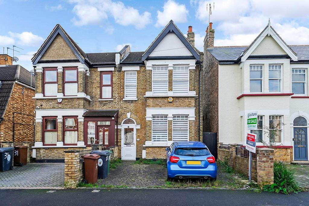 Chingford Avenue, London E4 4 bed semidetached house for sale £675,000